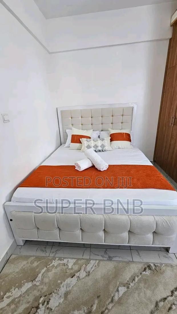 Airbnb Ruaka Town Quickmart Studio - thumbnail 6
