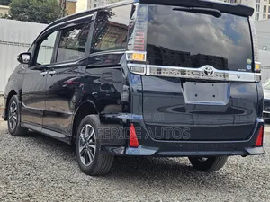 Toyota Voxy 2019 Blue