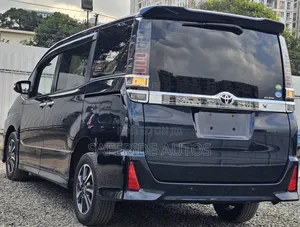Toyota Voxy 2019 Blue