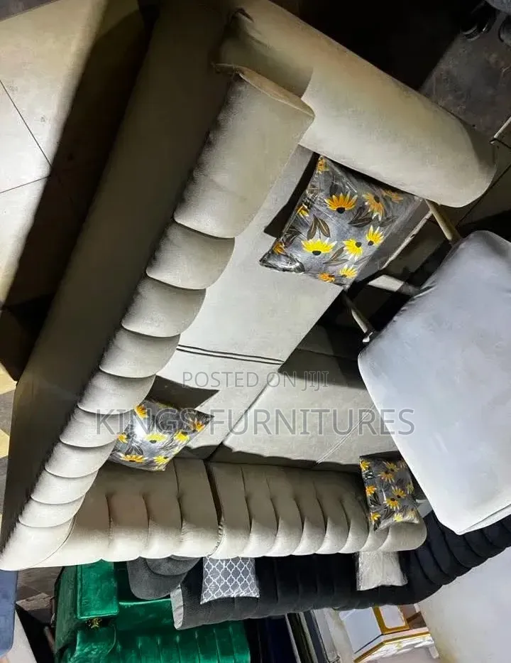 Modern U-Shaped Sectional Sofa
