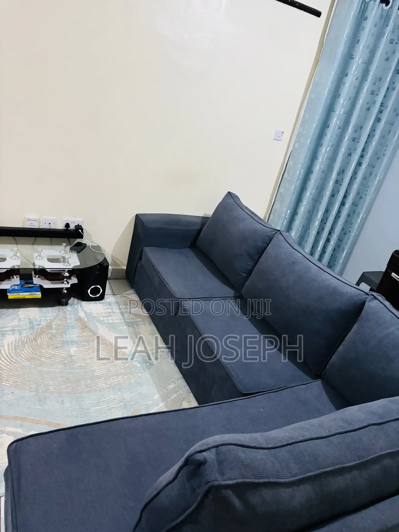 Large 5-Seater L-Shaped Sofa - Grey
