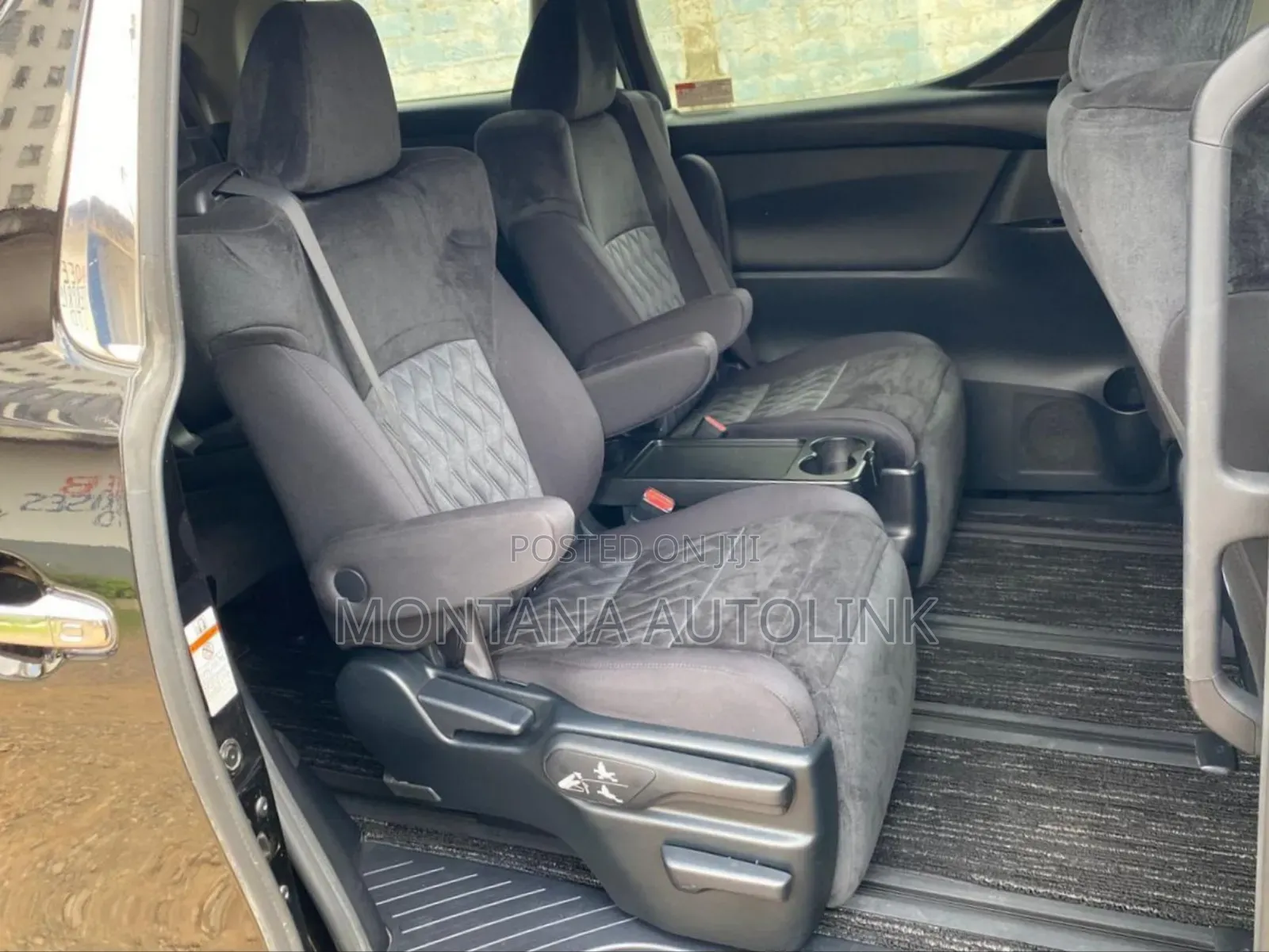 Toyota Vellfire 2019 Black