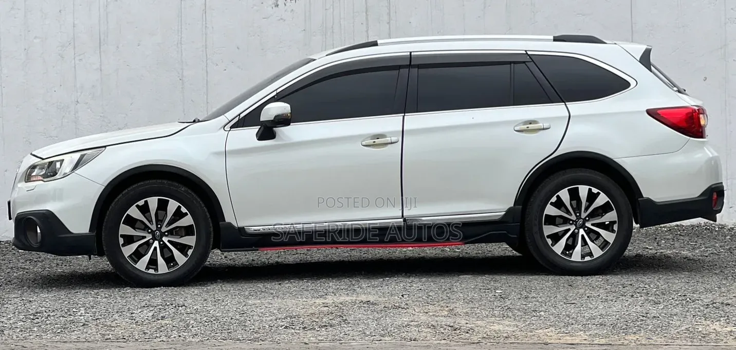 Subaru Outback 2017 White