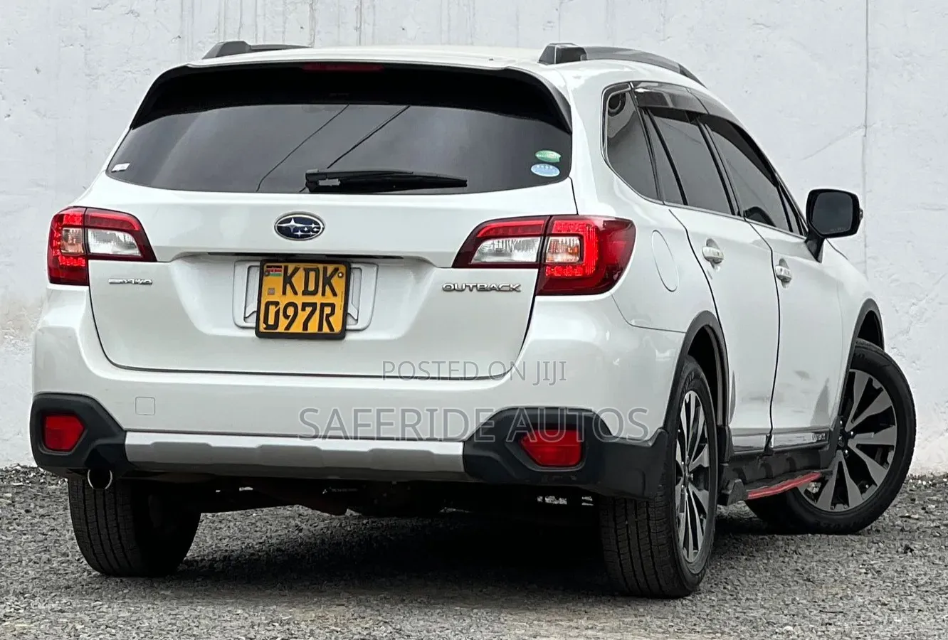Subaru Outback 2017 White