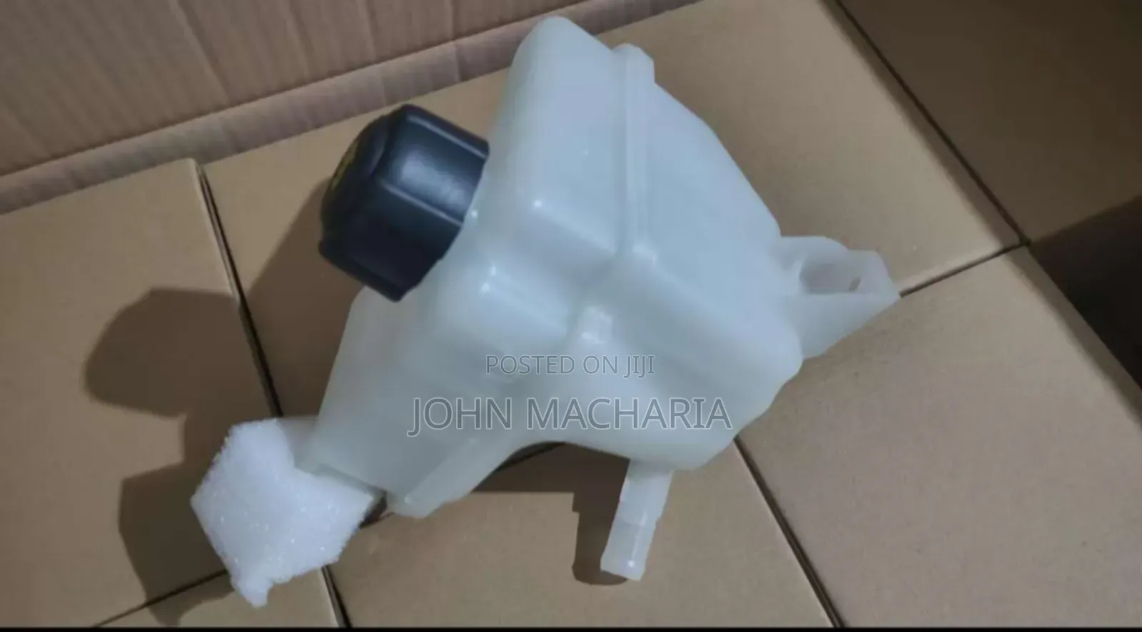 Radiator Coolant Expansion Tank for Nissan Dualis