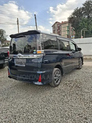 Toyota Voxy 2018 Black