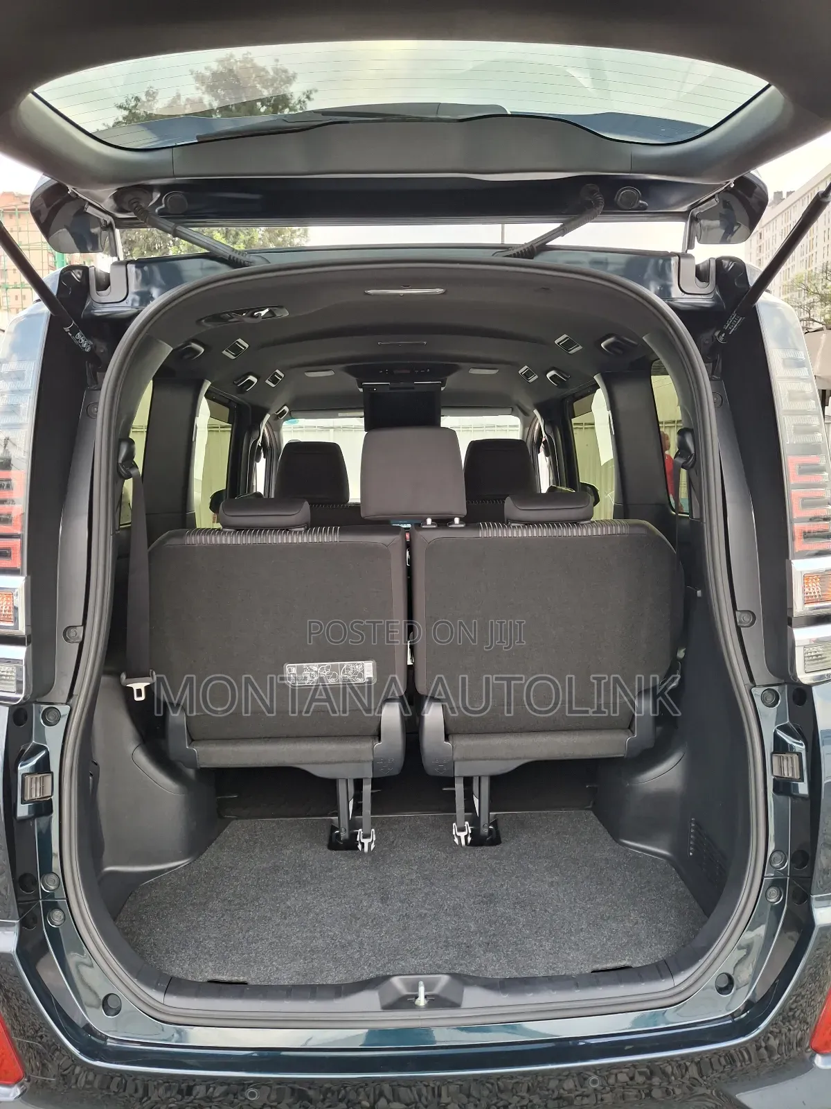 Toyota Voxy 2018 Black