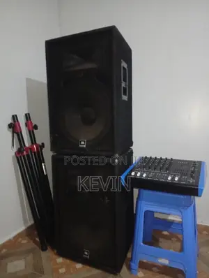 JBL JRX 215 Speakers Package