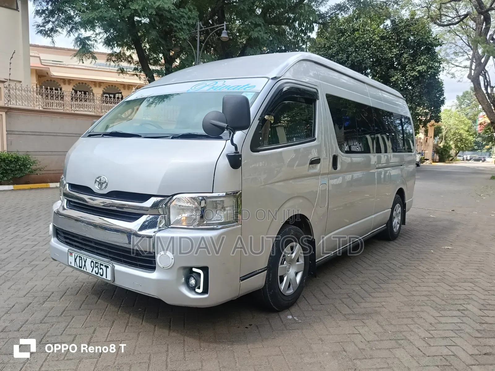 Toyota HiAce 2016 Silver