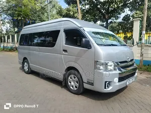 Toyota HiAce 2016 Silver