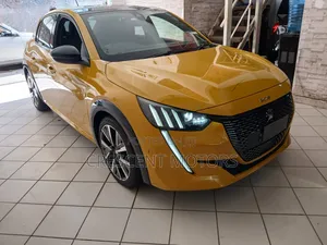 Peugeot 208 2020 Yellow