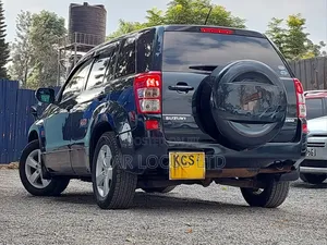 Suzuki Escudo 2011 Black