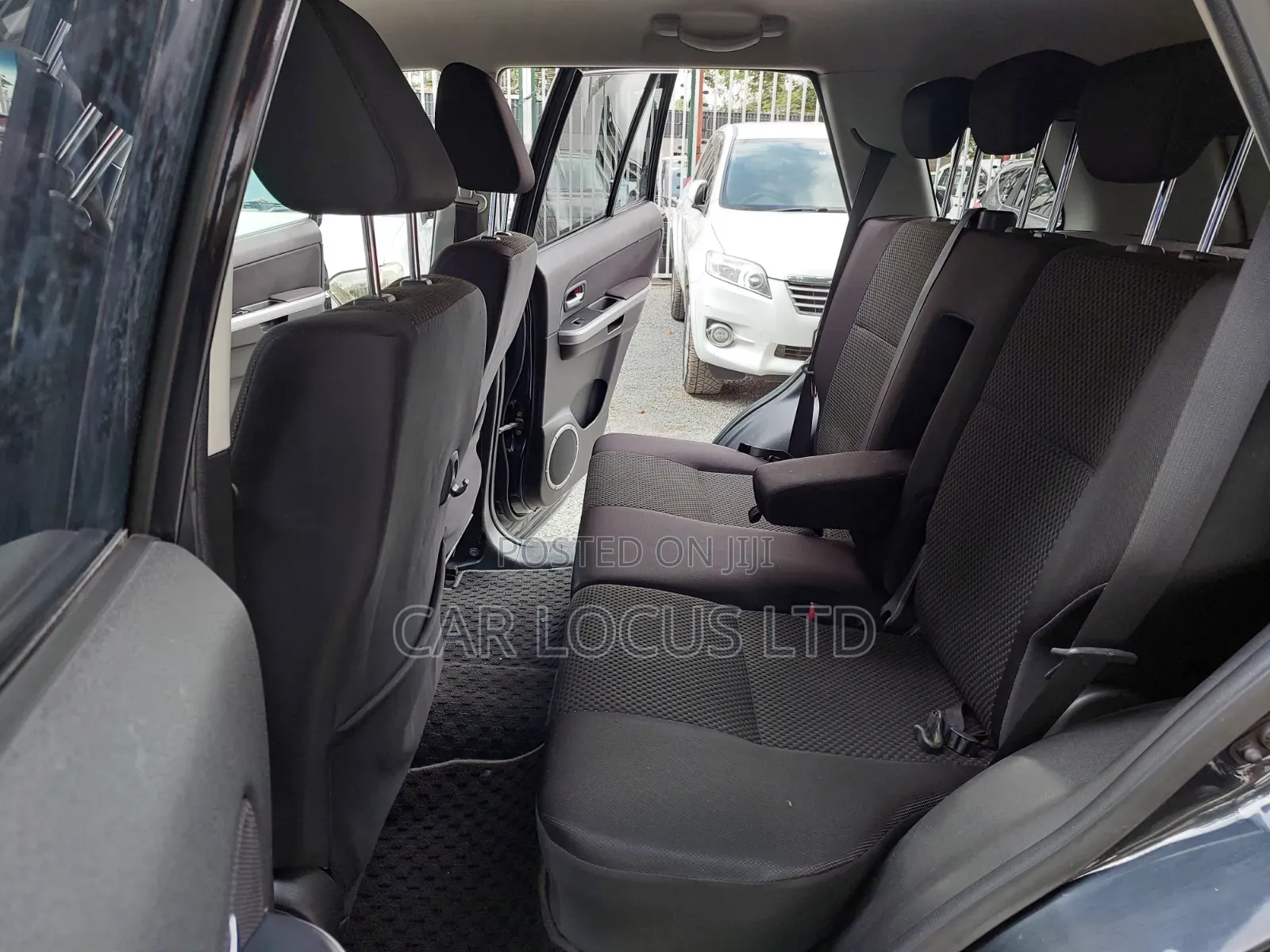 Suzuki Escudo 2011 Black