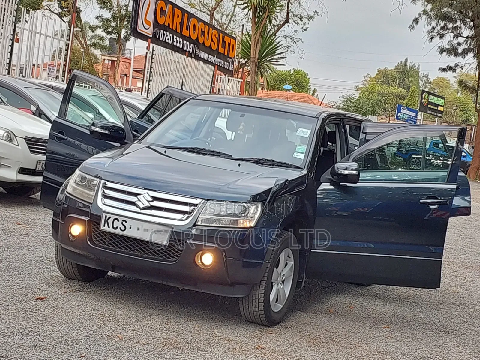 Suzuki Escudo 2011 Black