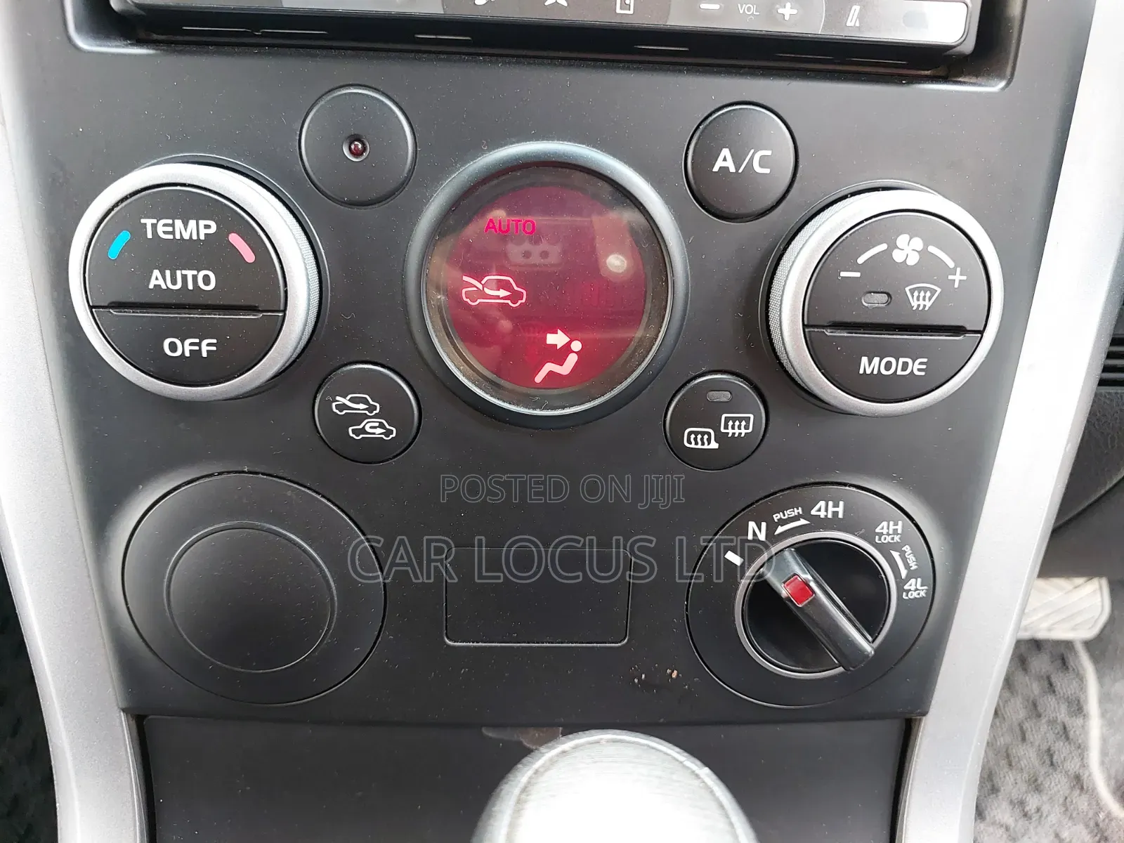 Suzuki Escudo 2011 Black