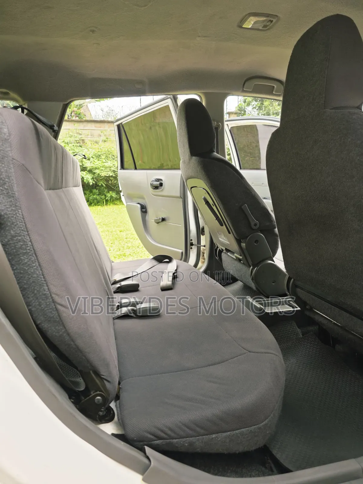 Nissan Advan 2015 White