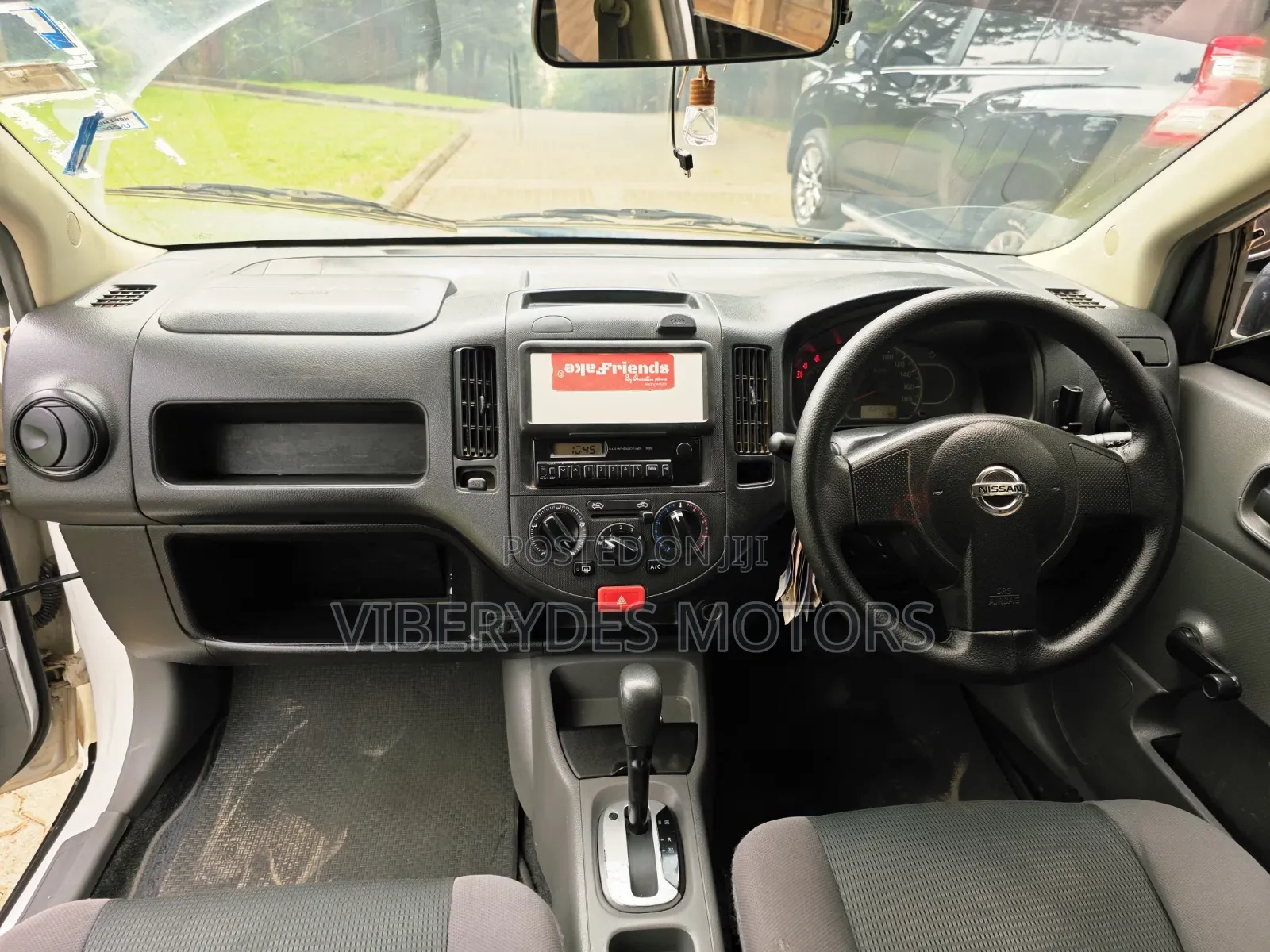 Nissan Advan 2015 White