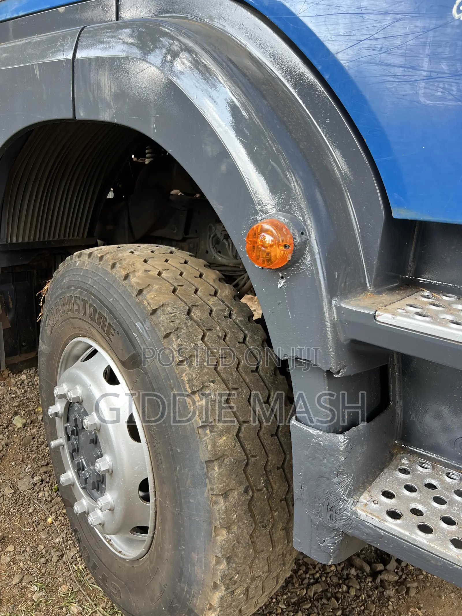 Mercedes Benz Axor Tipper