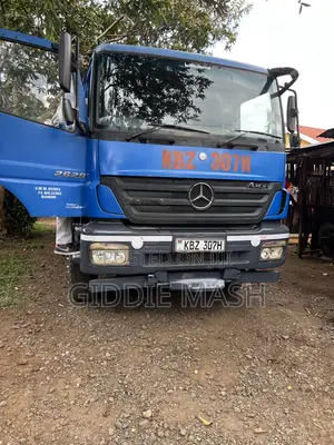 Mercedes Benz Axor Tipper