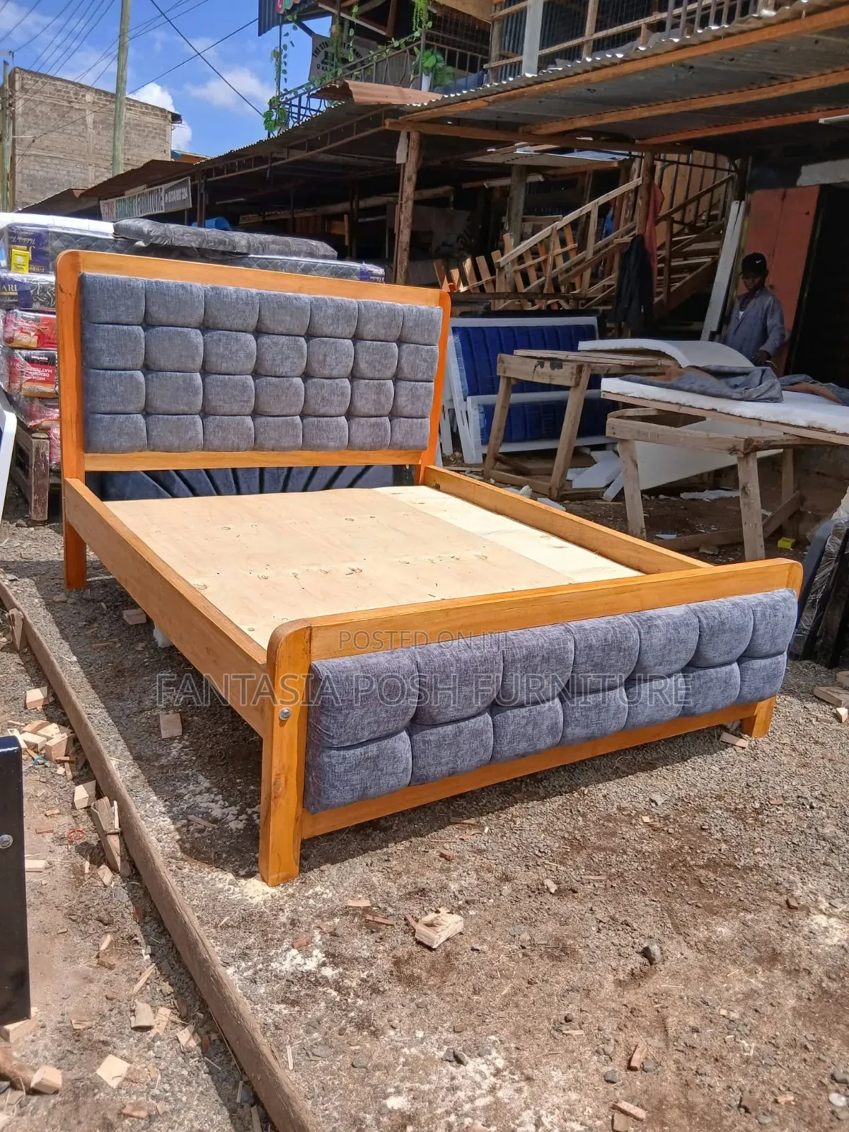 Grey 5x6 Mocket Bed + Payment on Delivery
