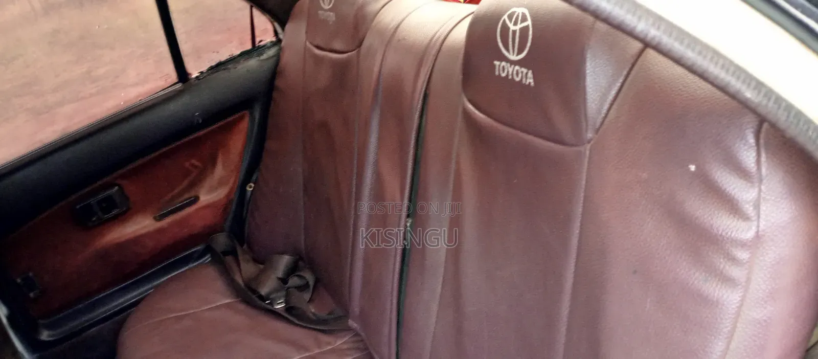 Toyota Corolla 1990 White