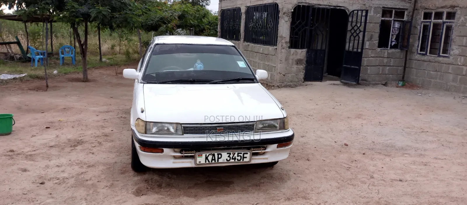 Toyota Corolla 1990 White