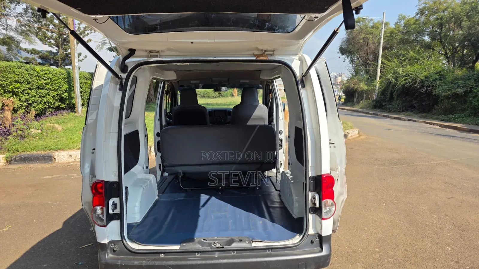 Nissan NV200 2015 White