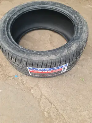 275 /40 R19 Vinmax Tires