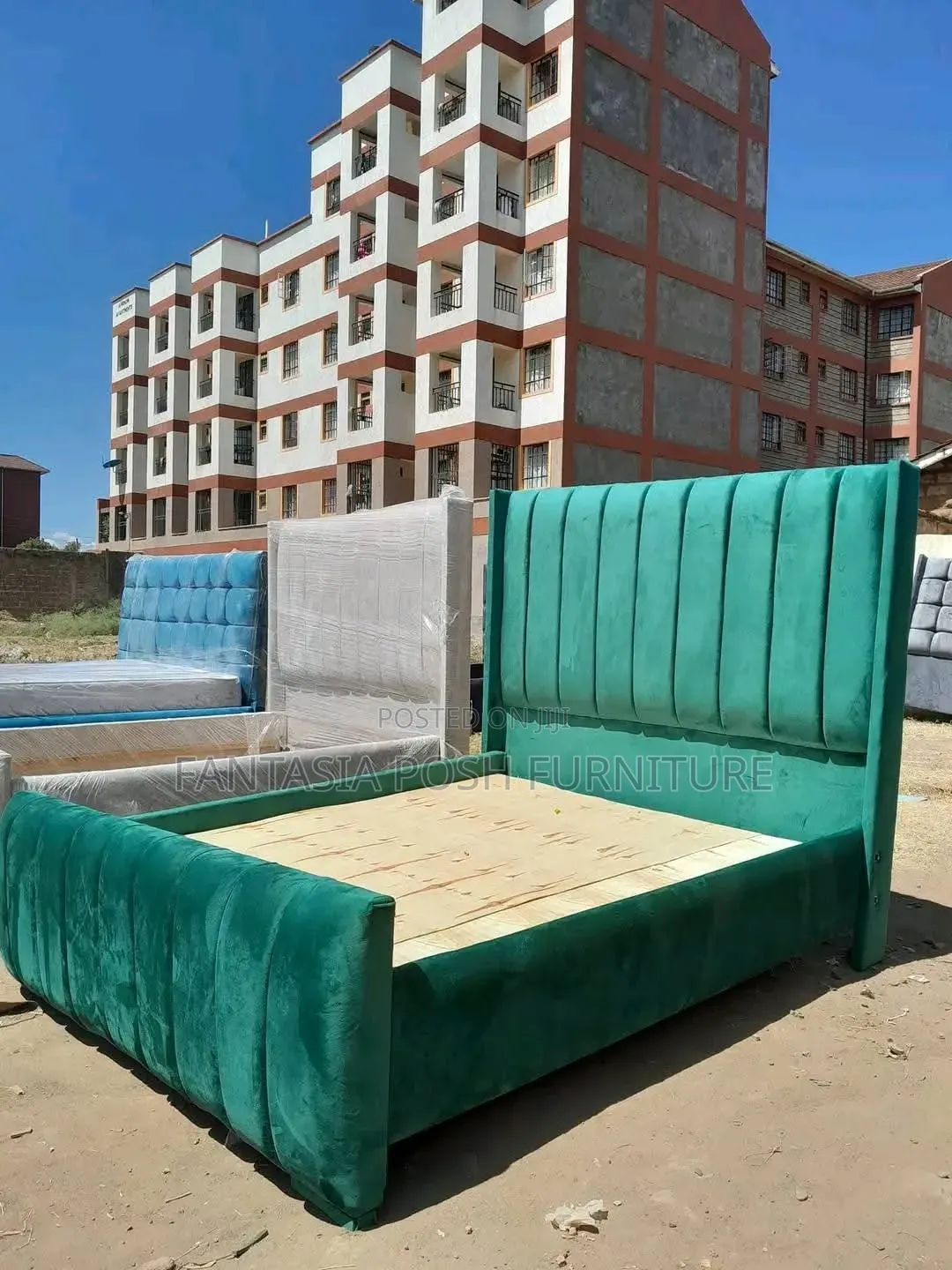 Green/White/Grey Fabric 5 by 6 Beds