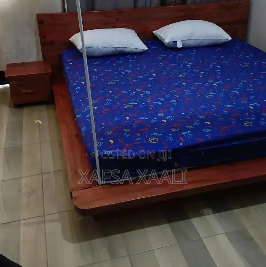 *6×6 Japanese _Styl Mahogany Bed for Sell