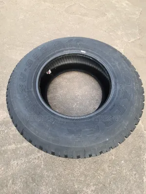 245 /70 R16 Maxtrek Tyres 111s X/L Su-800 All-Terrain