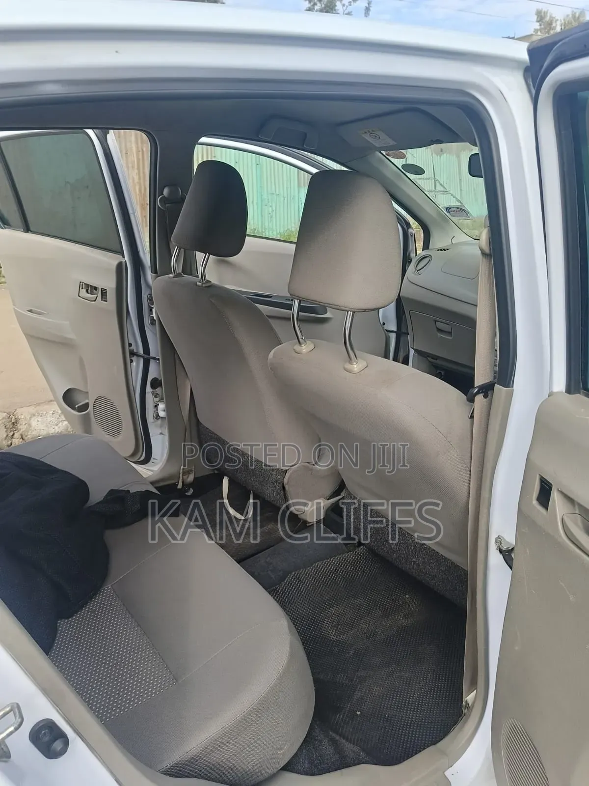 Toyota Auris 2013 Gray