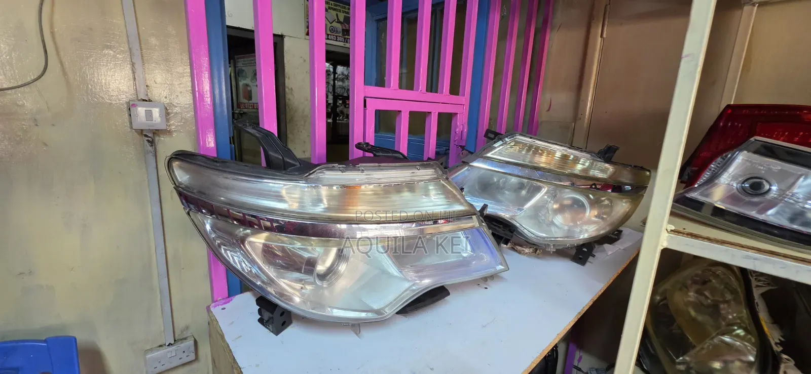 Serena 2014 Non Zenon Headlights