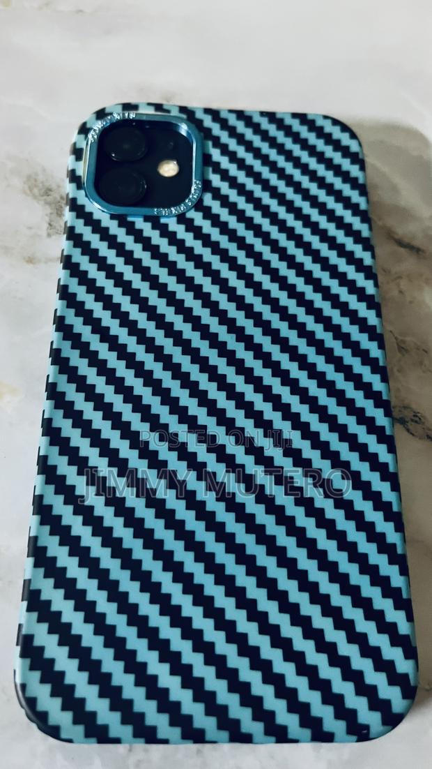Apple iPhone 11 128 GB Black - thumbnail 3