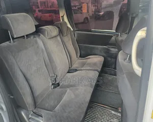 Toyota Voxy 2009 White