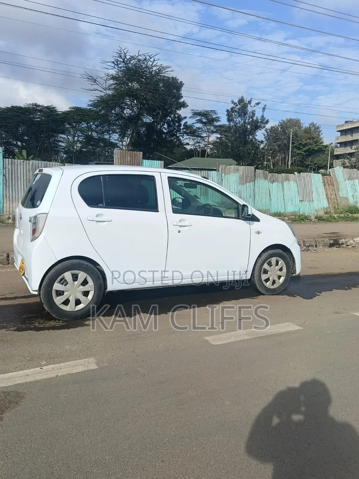 Daihatsu Mira 2016 White