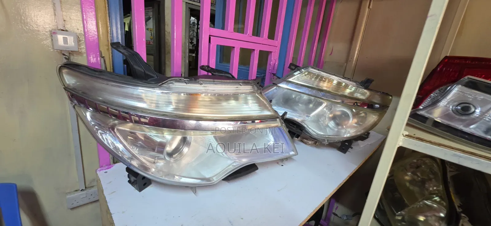 Serena 2014 Non Zenon Headlights