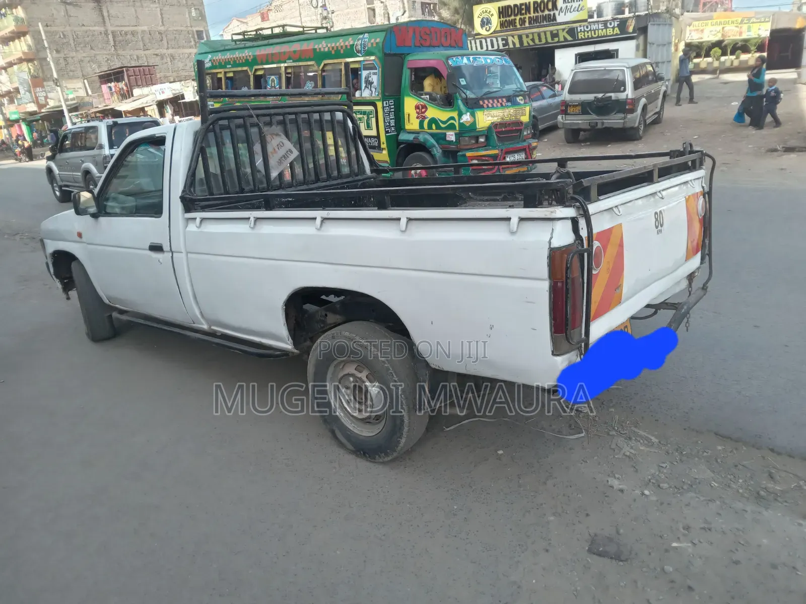 Nissan Pick-Up 2006 White