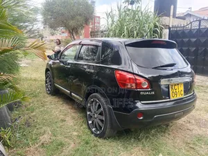 Nissan Dualis 2011 Black