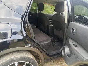 Nissan Dualis 2011 Black