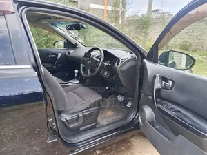 Nissan Dualis 2011 Black