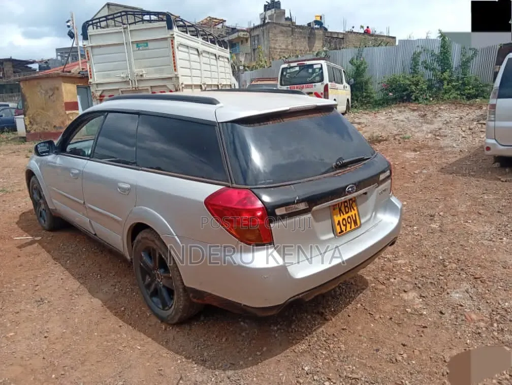 Subaru Outback 2.5i Wagon 2006 Silver