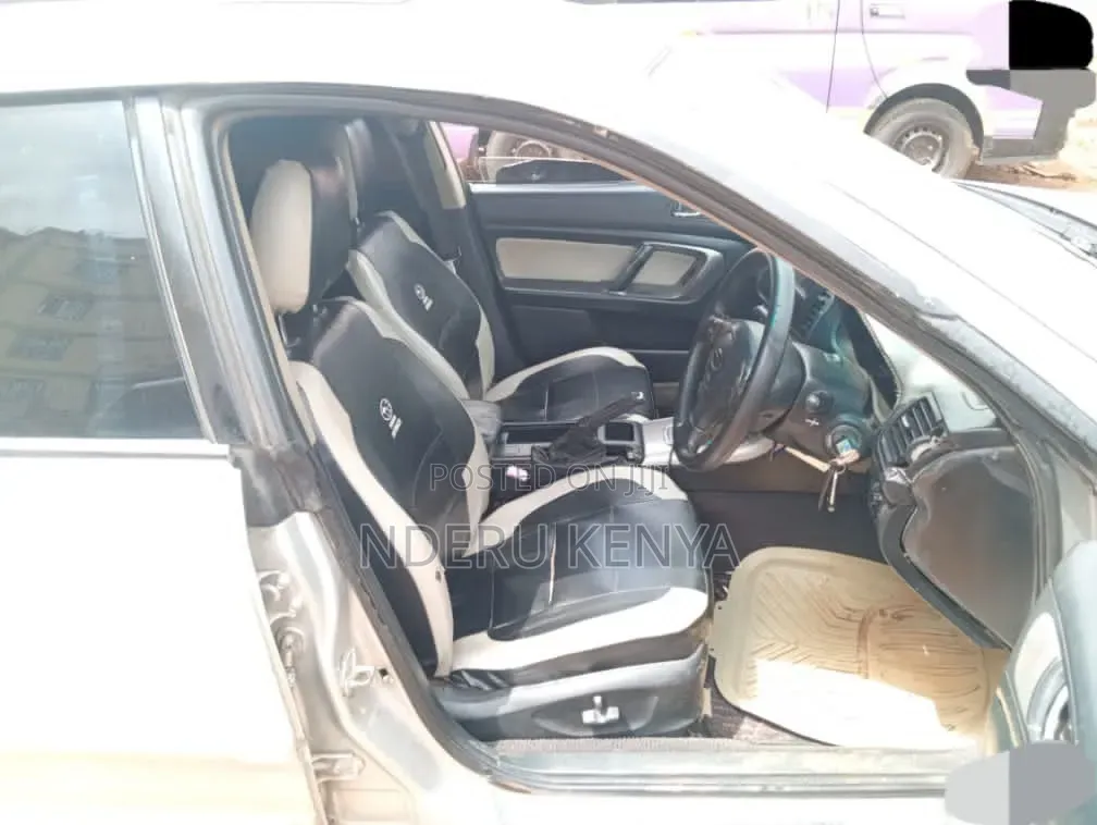 Subaru Outback 2.5i Wagon 2006 Silver