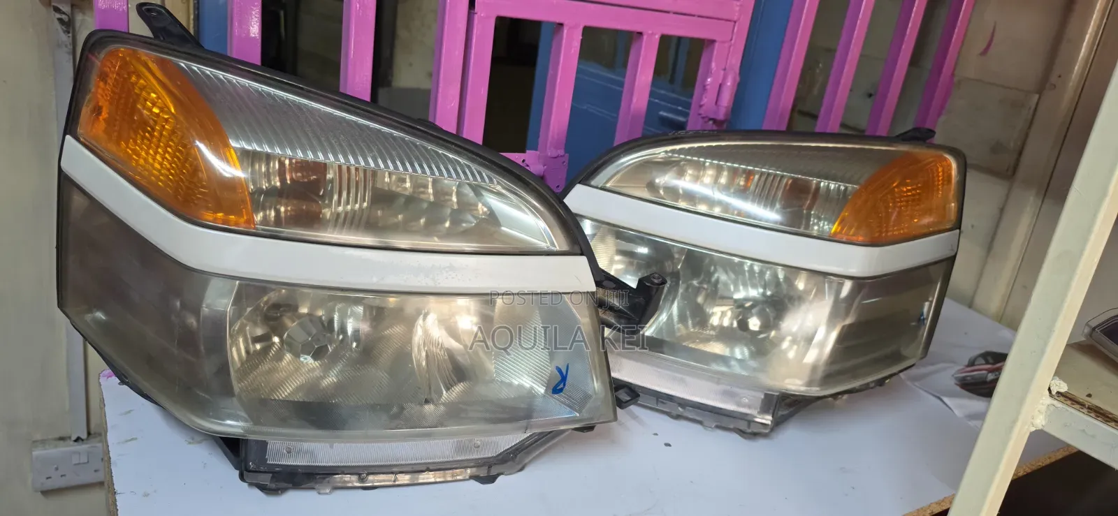 Voxy 2005 Zenon Headlights