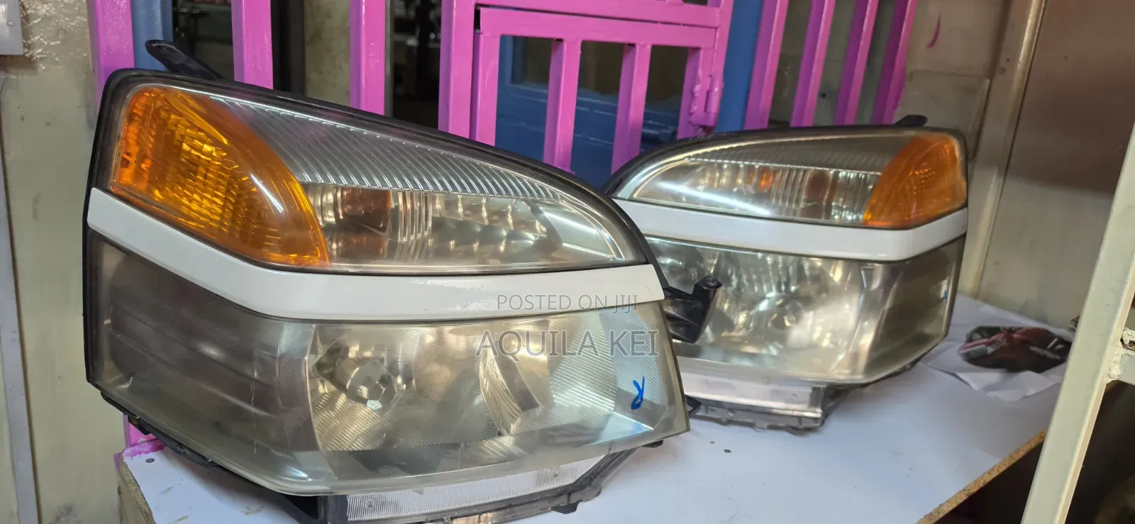 Voxy 2005 Zenon Headlights
