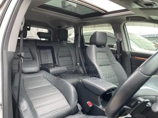 Honda CR-V EX-L AWD 2019 White