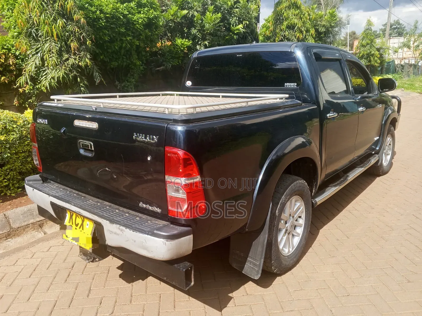 Toyota Hilux 2012 Black