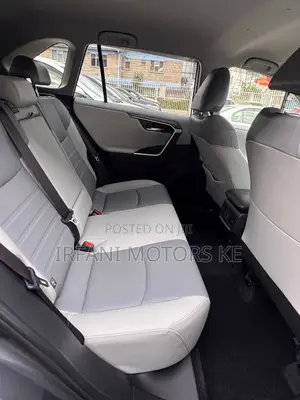 Toyota RAV4 LE AWD 2020 Gray