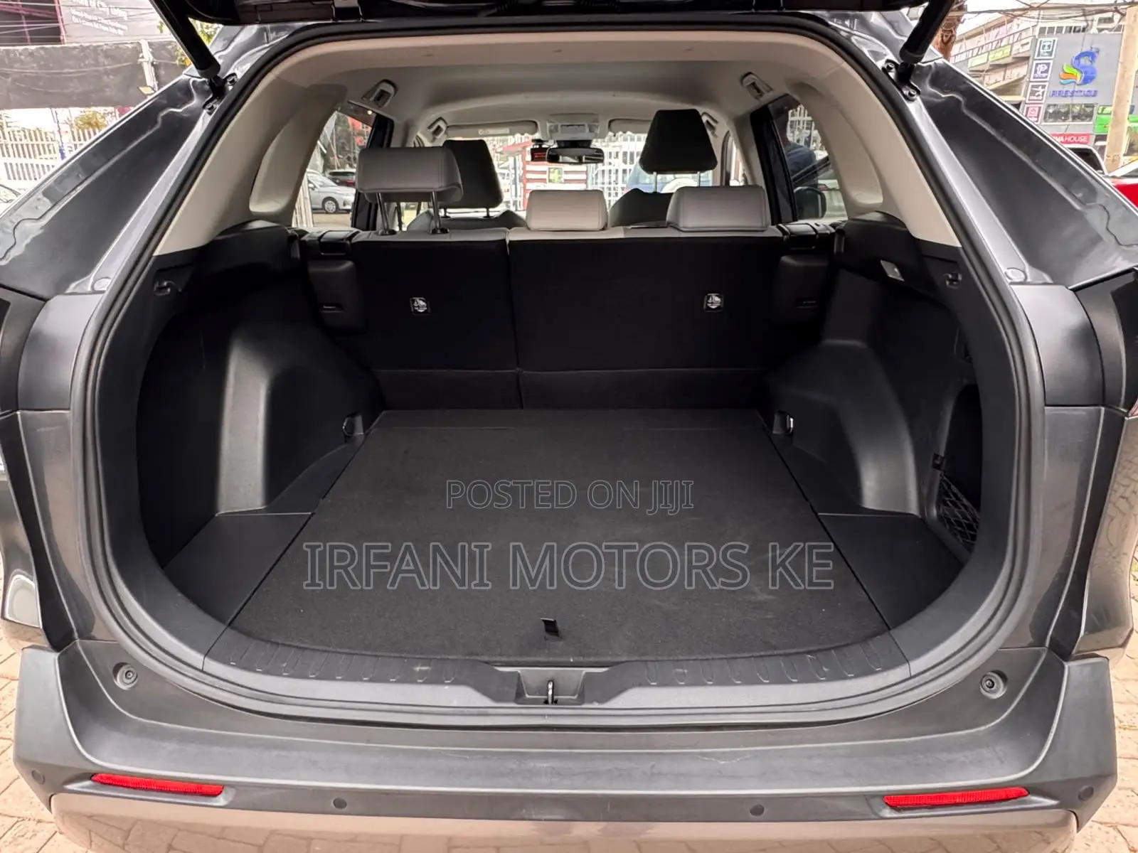 Toyota RAV4 LE AWD 2020 Gray