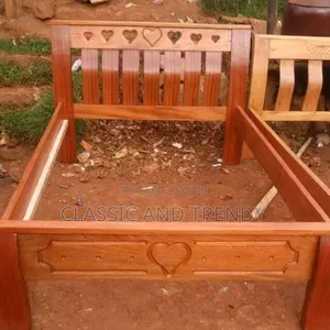 4x6 Pure Mahogany Wooden Bed